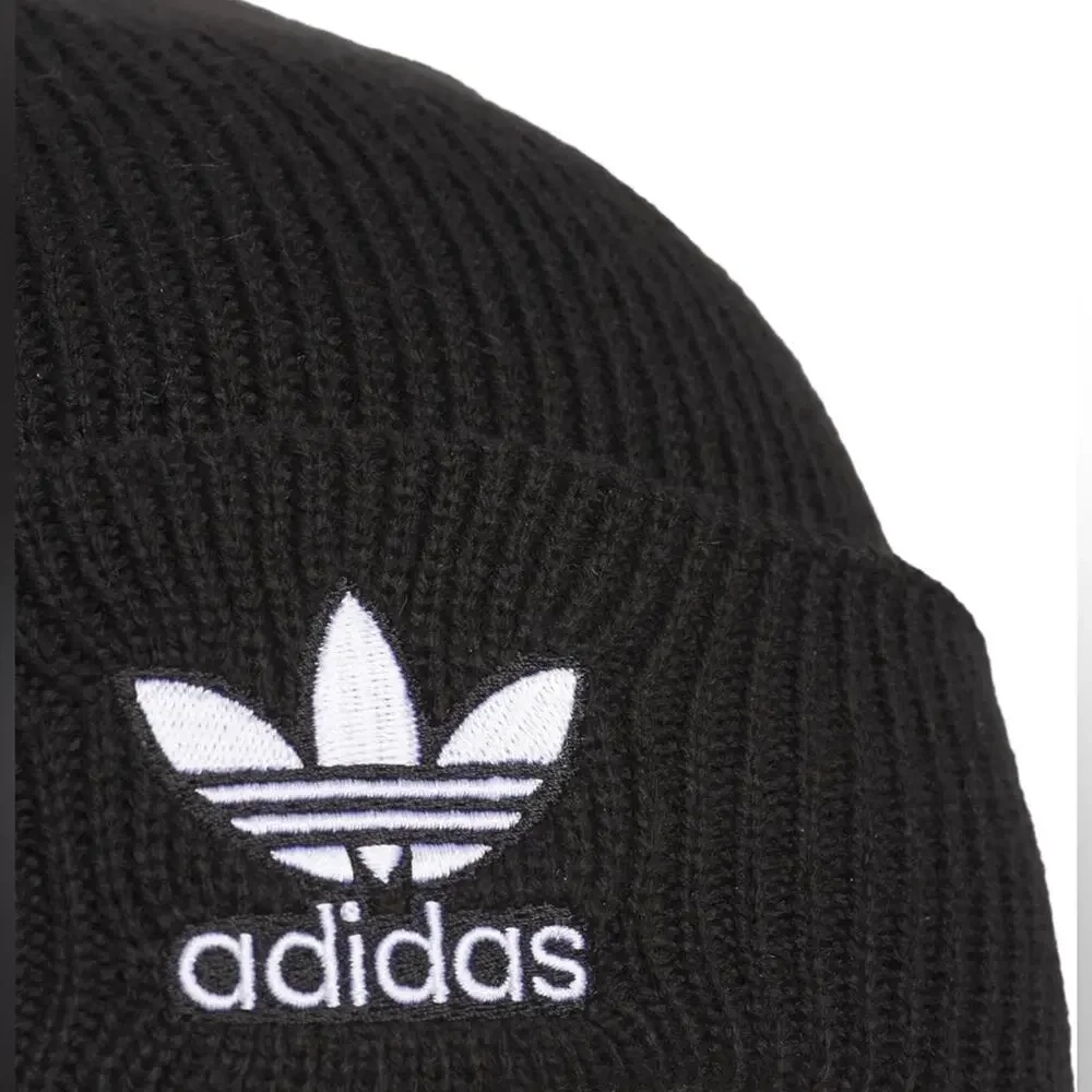 NWT - Adidas - WM Original Trefoil Beanie